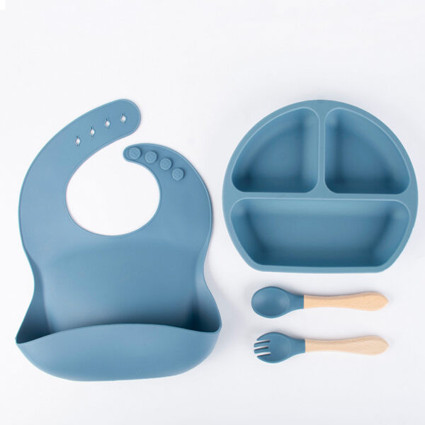 Conjunto de Alimentação para Bebês em Silicone: Prato de Jantar, Talheres com Cabo de Madeira, Babadores - Livre de BPA (4 Peças)